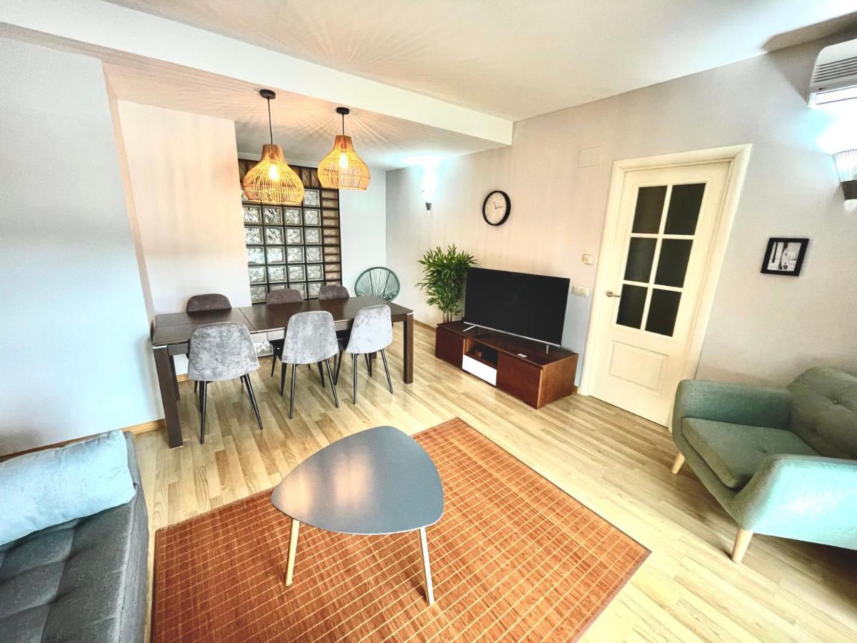 Seahomes Vacations, Fenals Beach&Chic, Pk, Top Apartment Full Equipped Lloret de Mar Ngoại thất bức ảnh